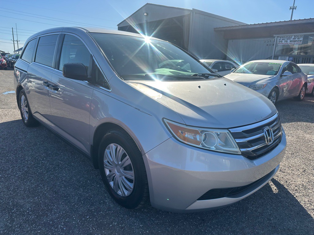 2012 Honda Odyssey Image 3
