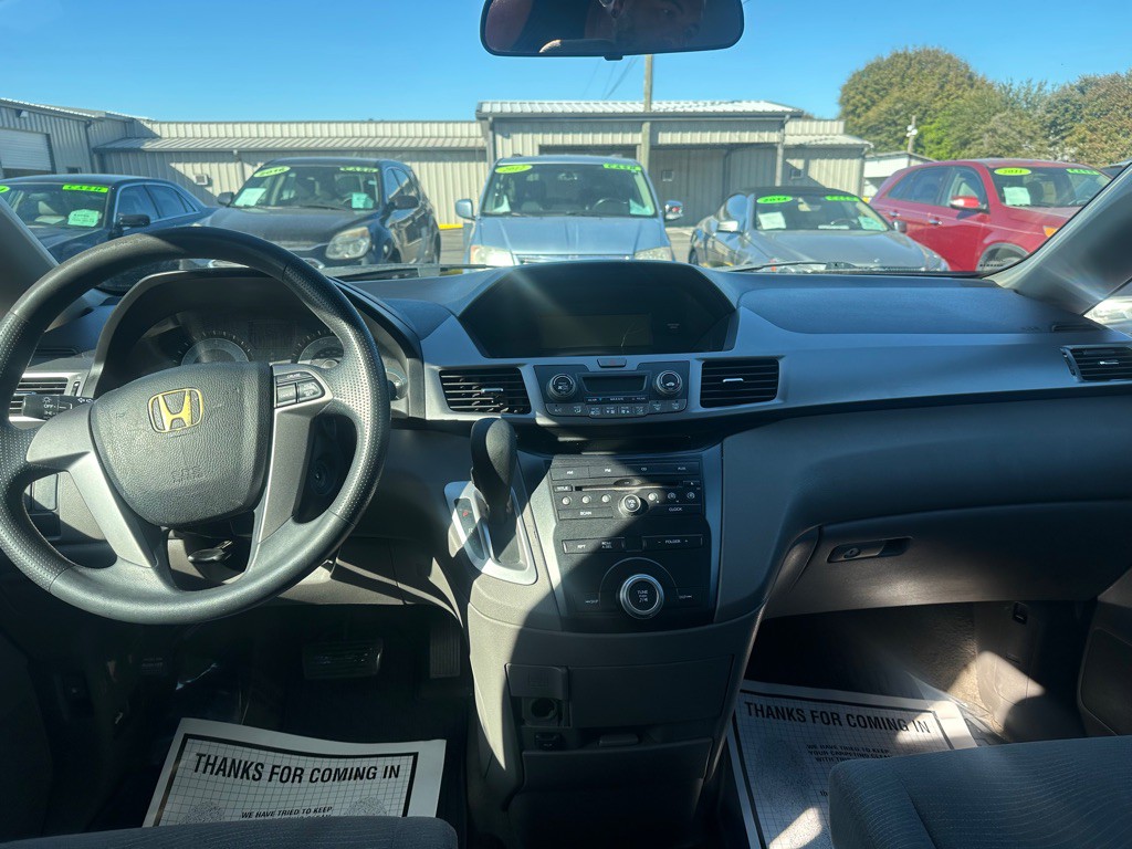 2012 Honda Odyssey Image 9