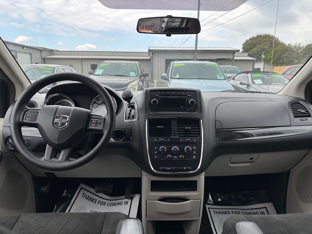 2016 Dodge Grand Caravan Image 9