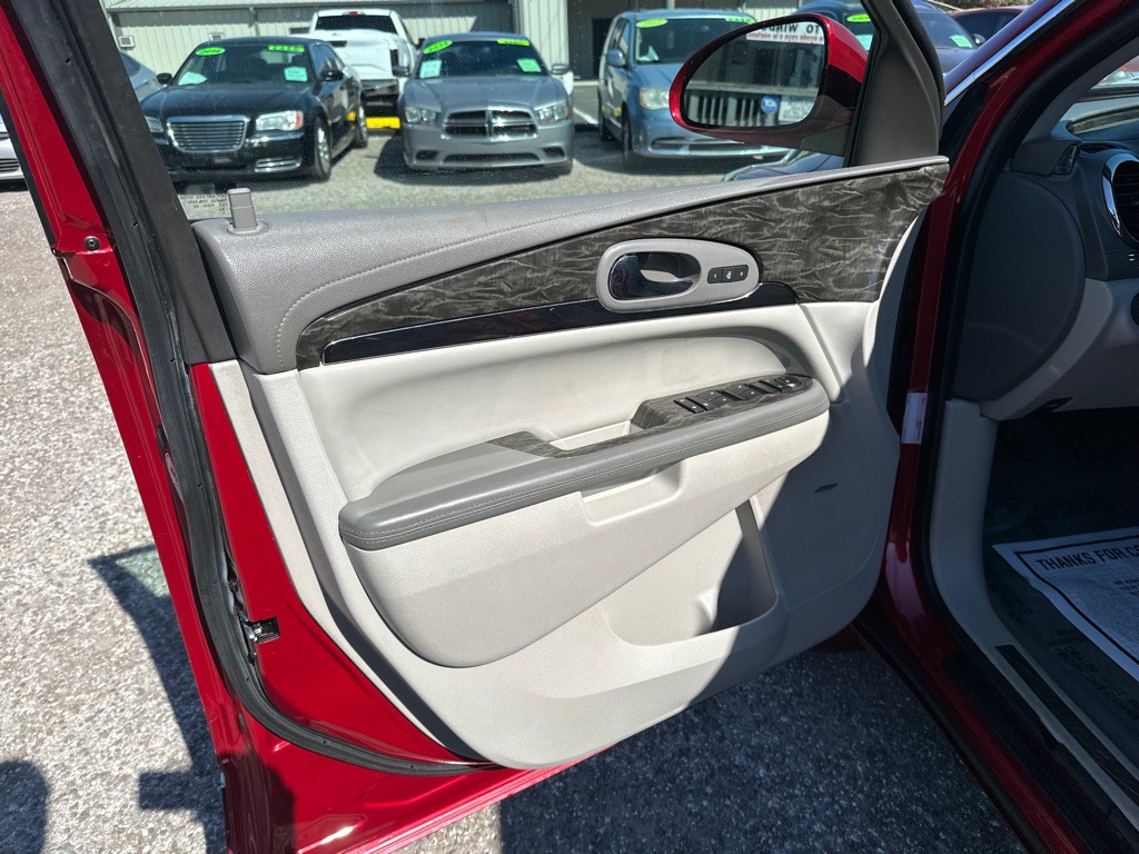 2014 Buick Enclave Image 11