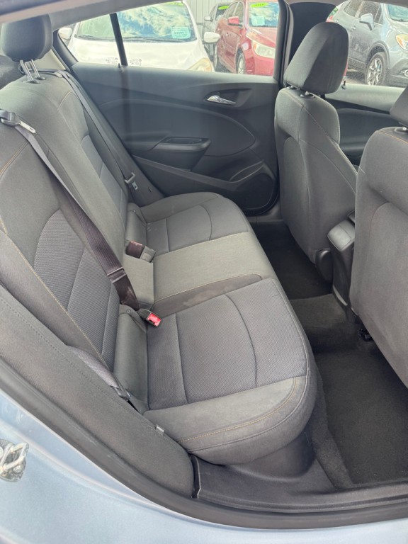 2017 Chevrolet Cruze Image 12