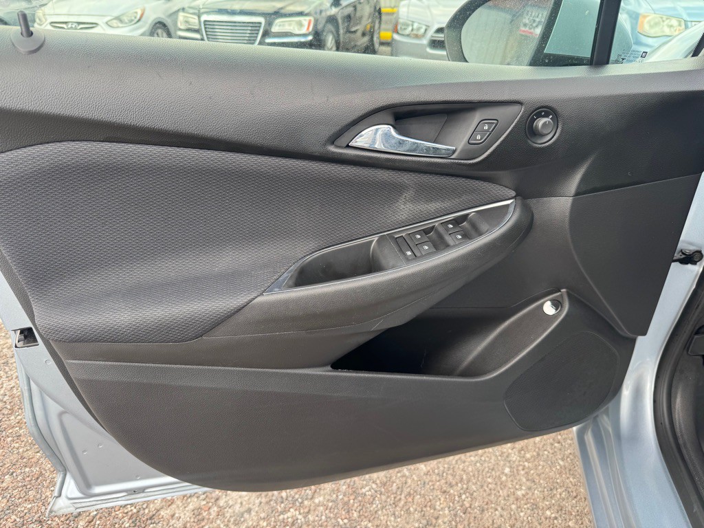 2017 Chevrolet Cruze Image 14