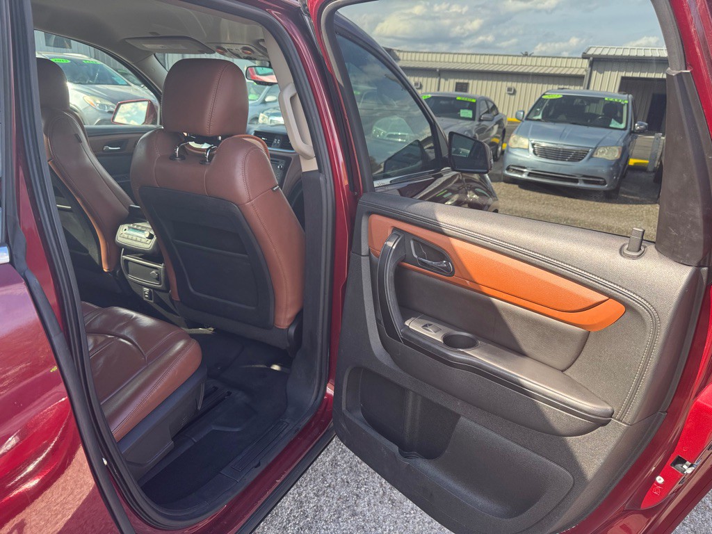 2015 Chevrolet Traverse Image 17