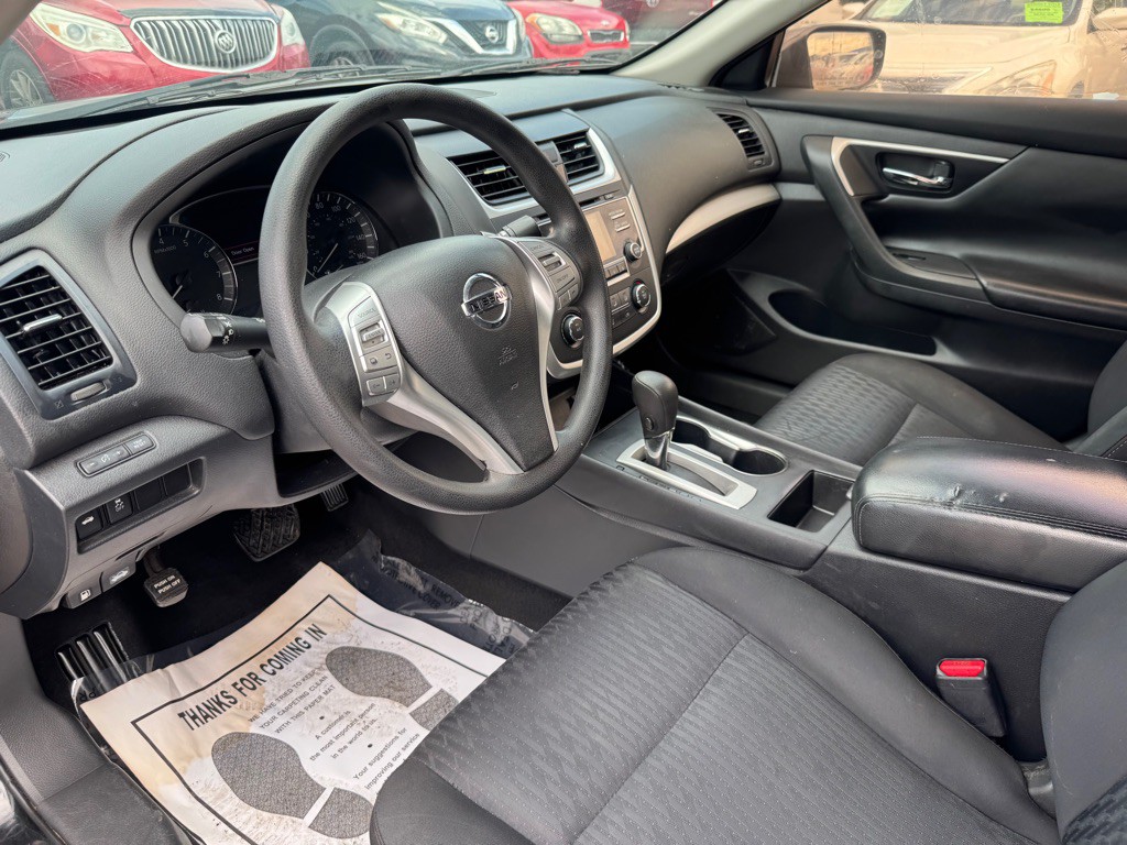 2017 Nissan Altima Image 7
