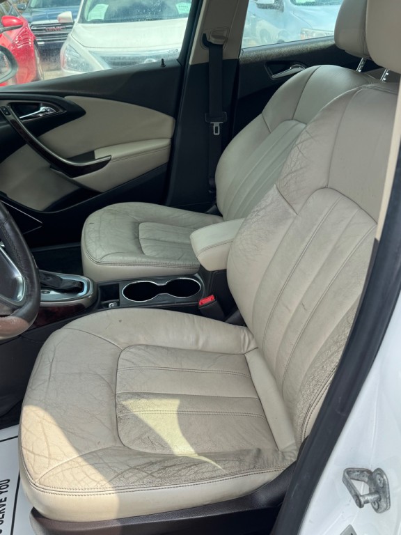 2014 Buick Verano Image 7