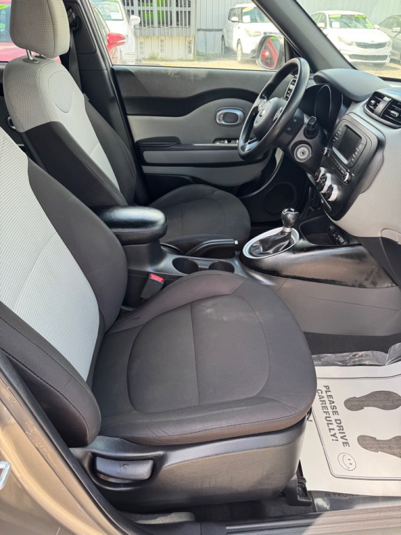 2017 Kia Soul Image 9