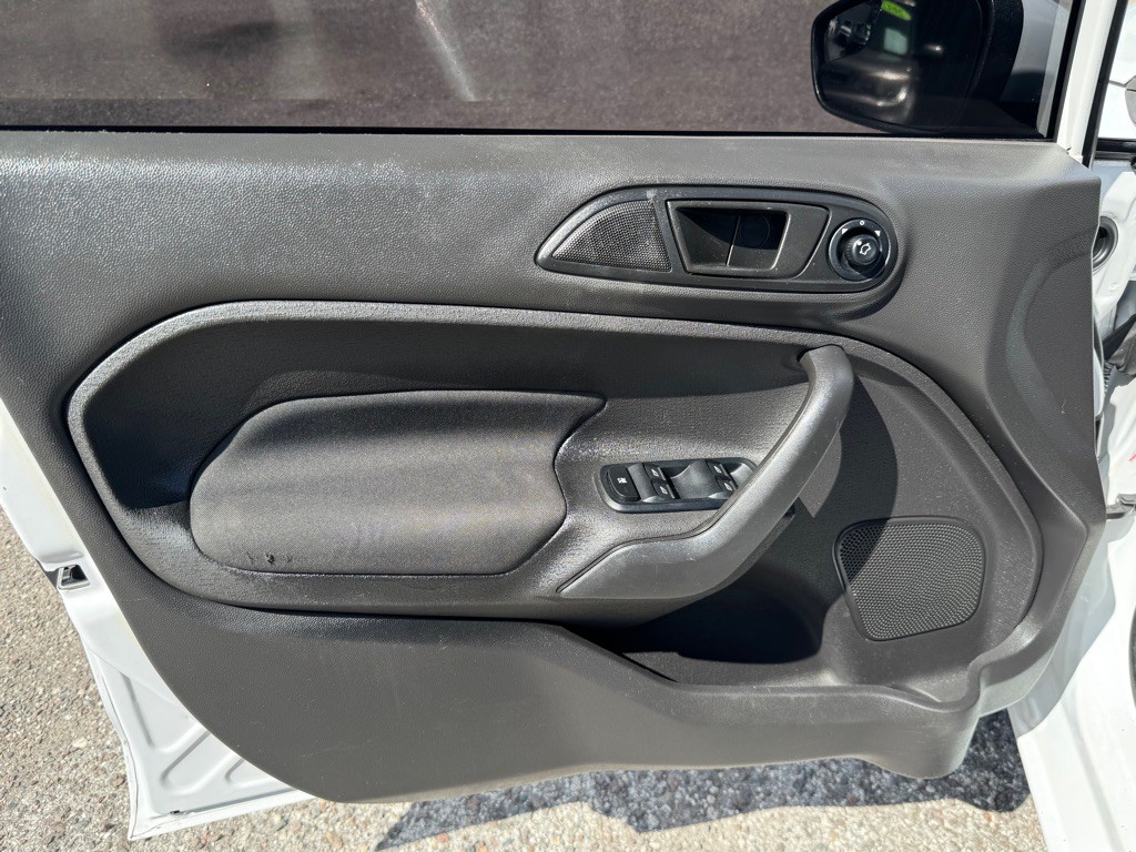 2017 Ford Fiesta Image 12