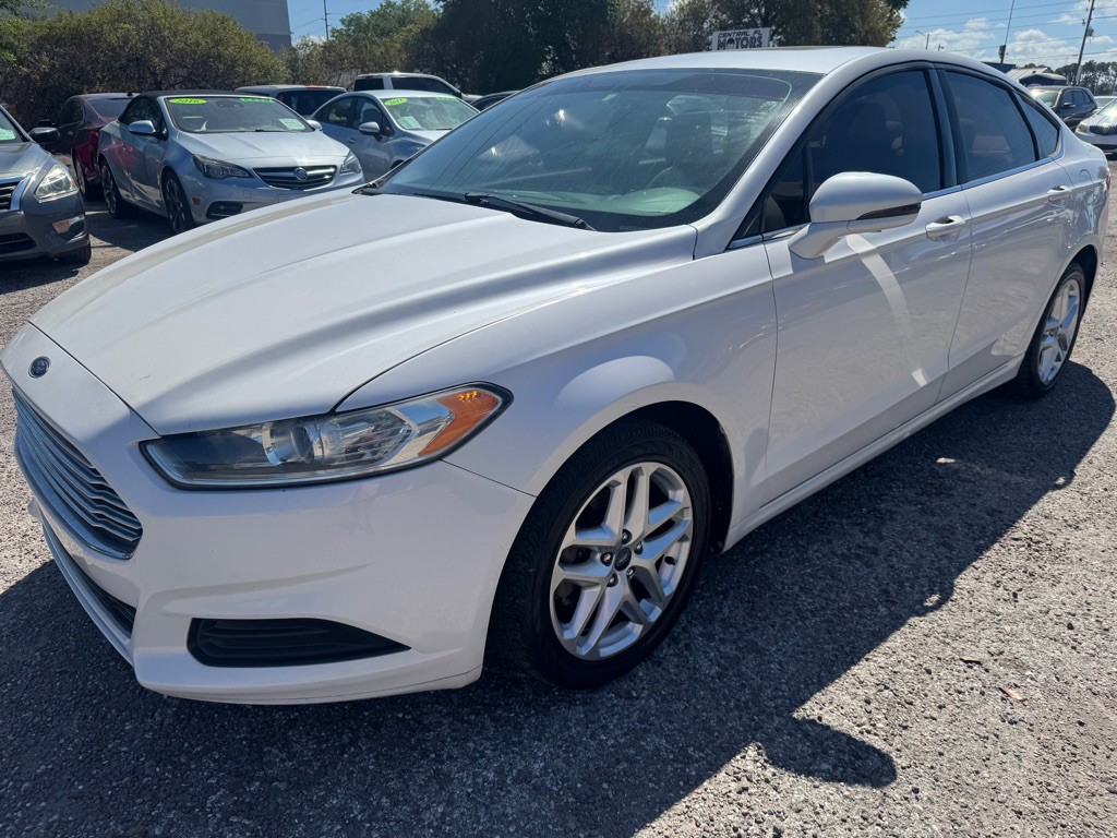 2013 Ford Fusion Image 1