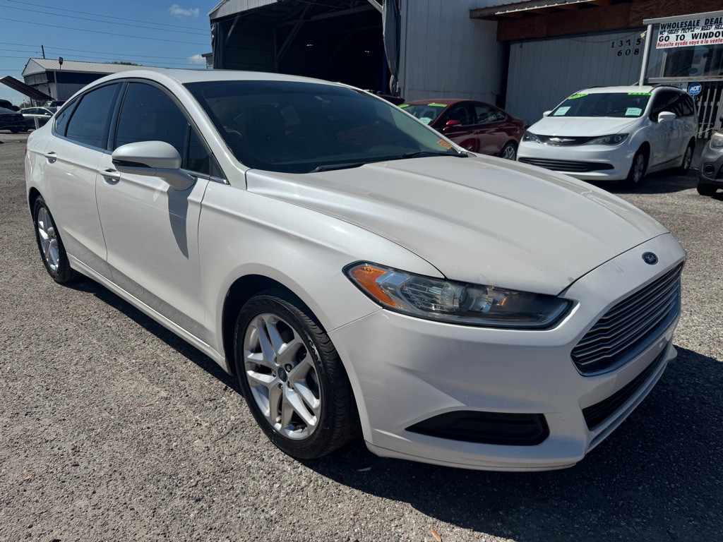2013 Ford Fusion Image 2