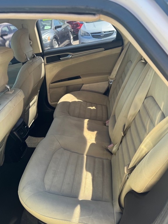 2013 Ford Fusion Image 10