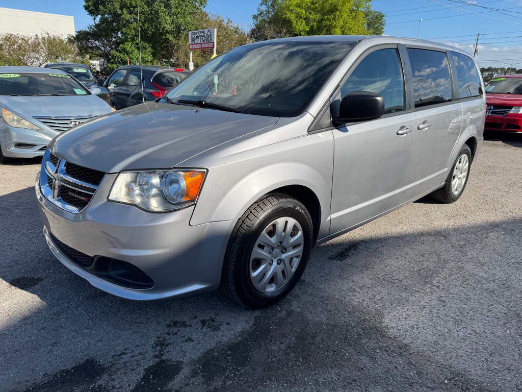 2018 Dodge Grand Caravan Image 1