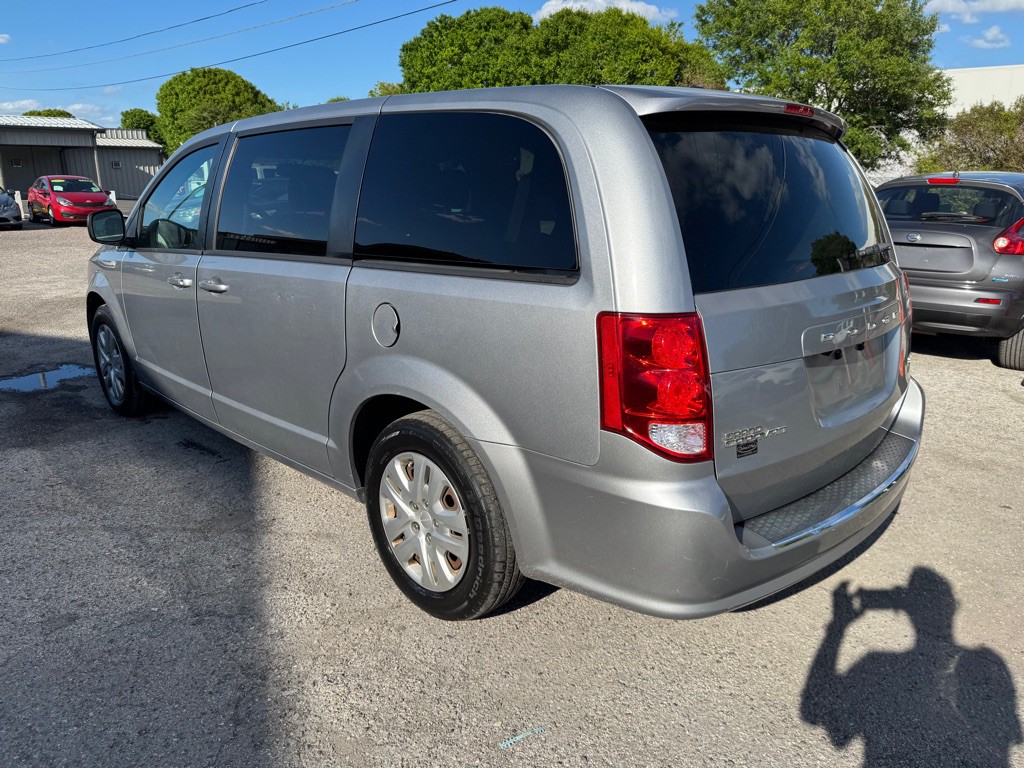 2018 Dodge Grand Caravan Image 4
