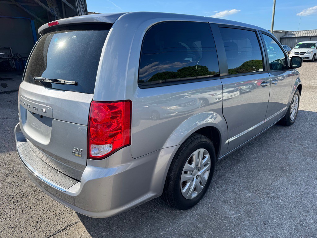 2018 Dodge Grand Caravan Image 6