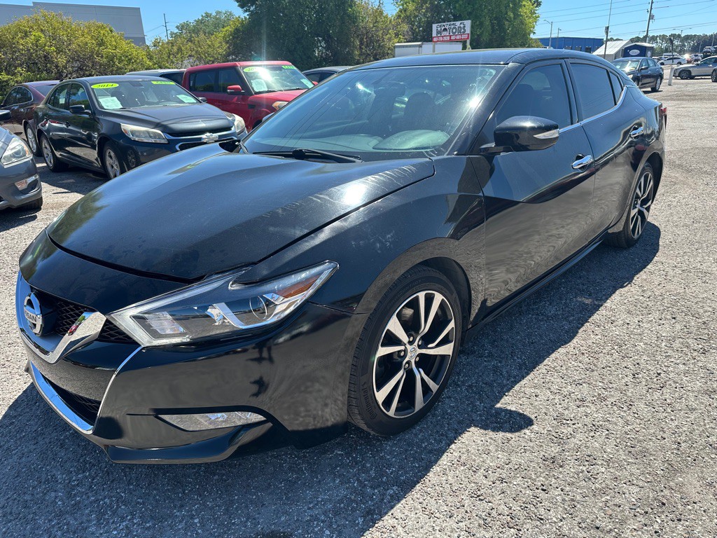 2017 Nissan Maxima Image 3