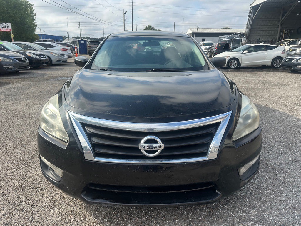 2015 Nissan Altima Image 2