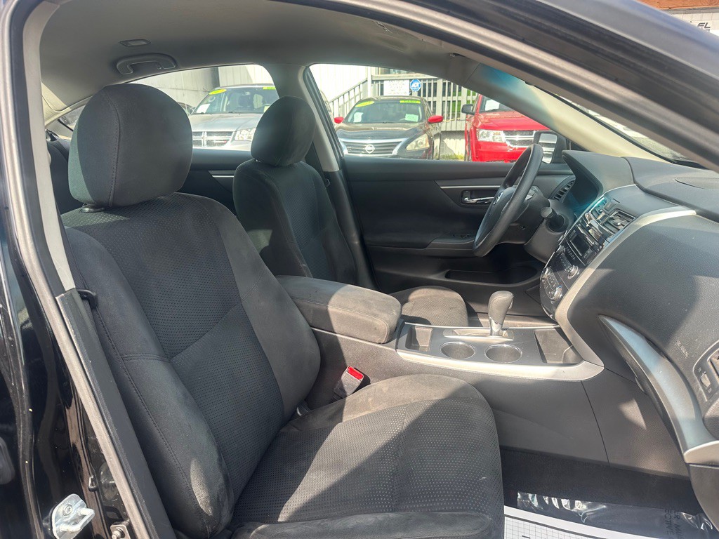 2015 Nissan Altima Image 13