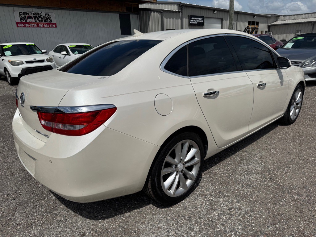 2013 Buick Verano Image 6