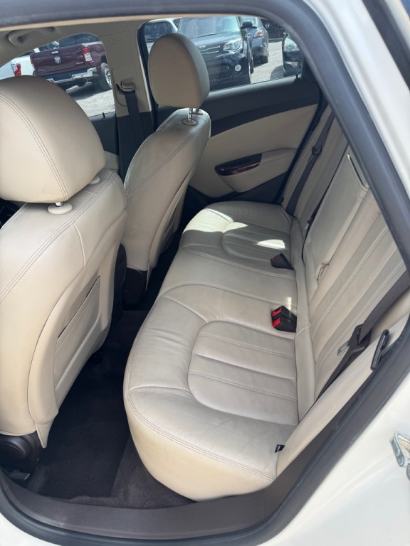 2013 Buick Verano Image 11