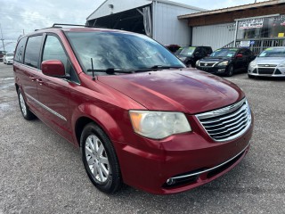 Image for 2014 Chrysler Town & Country Touring ID: 7335708