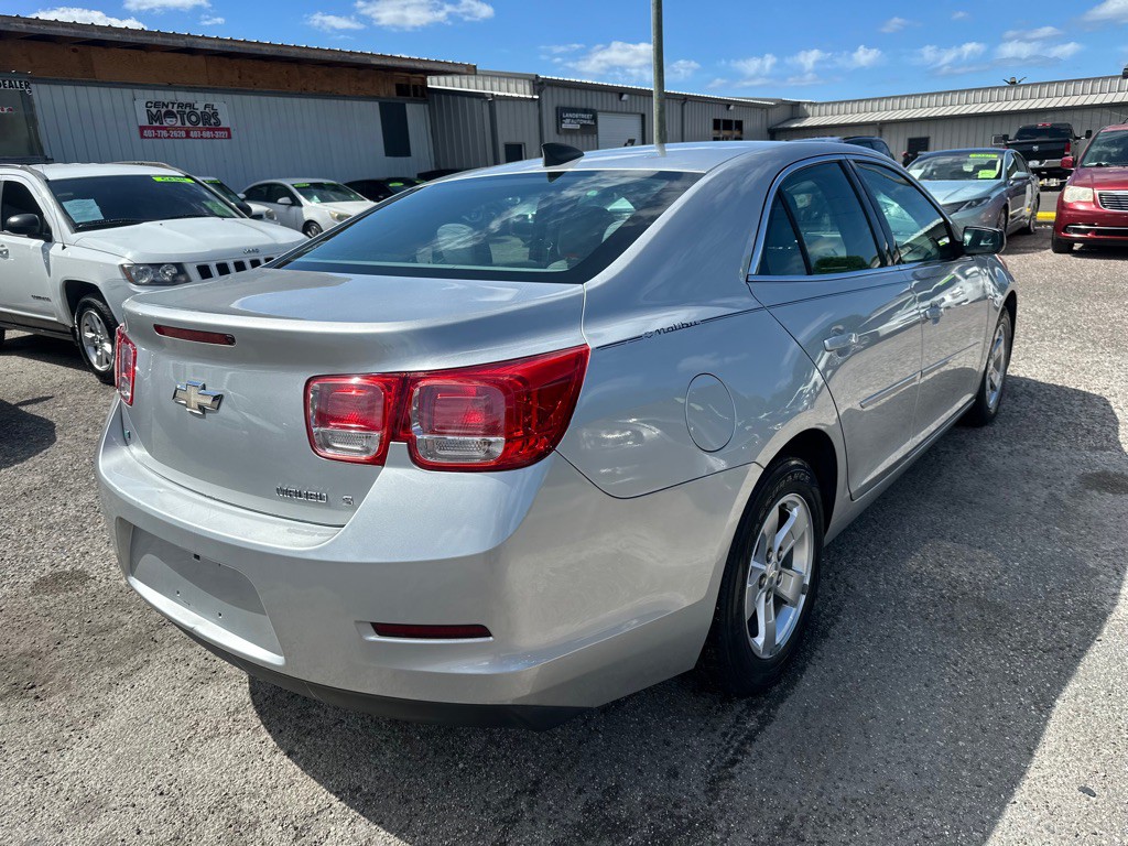 2015 Chevrolet Malibu Image 6