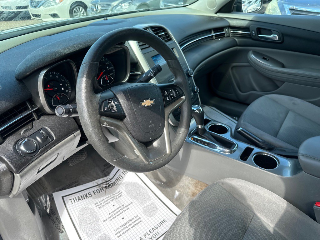 2015 Chevrolet Malibu Image 7