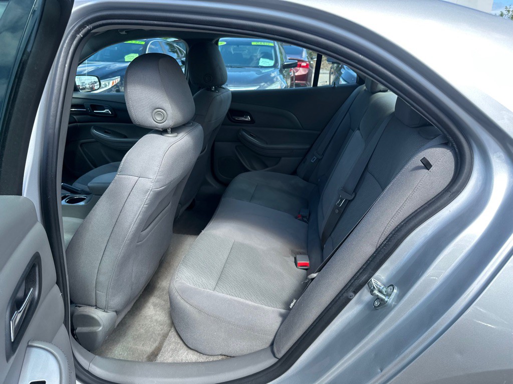 2015 Chevrolet Malibu Image 15