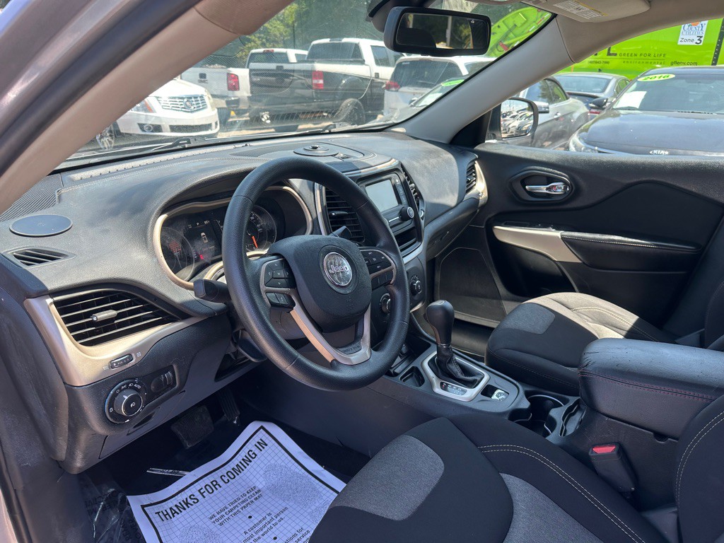 2018 Jeep Cherokee Image 7