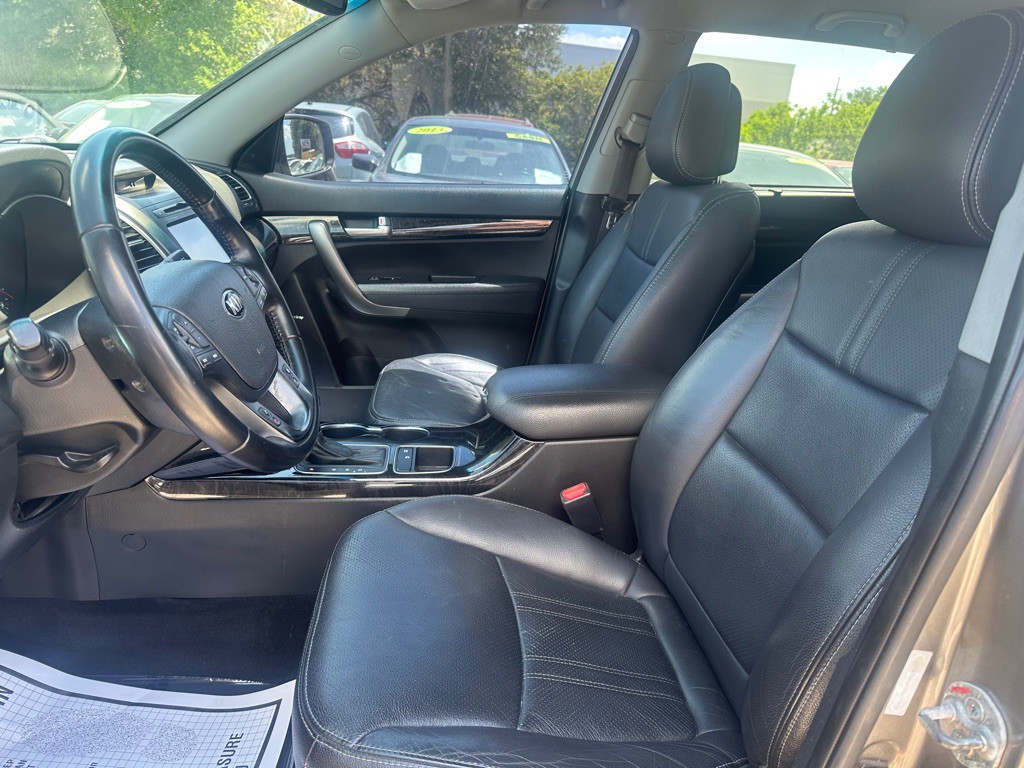 2014 Kia Sorento Image 9