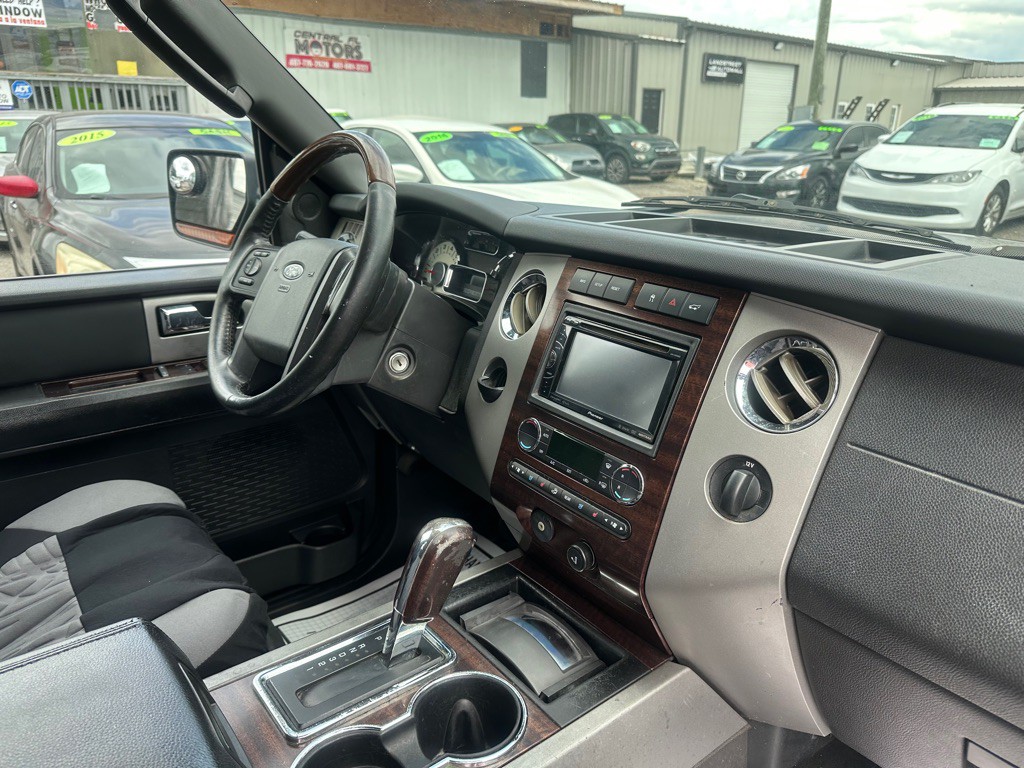 2008 Ford Expedition Image 8