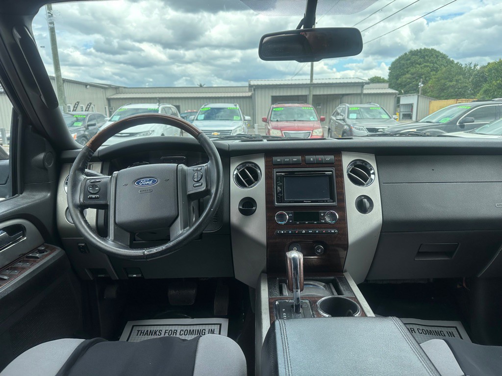 2008 Ford Expedition Image 9