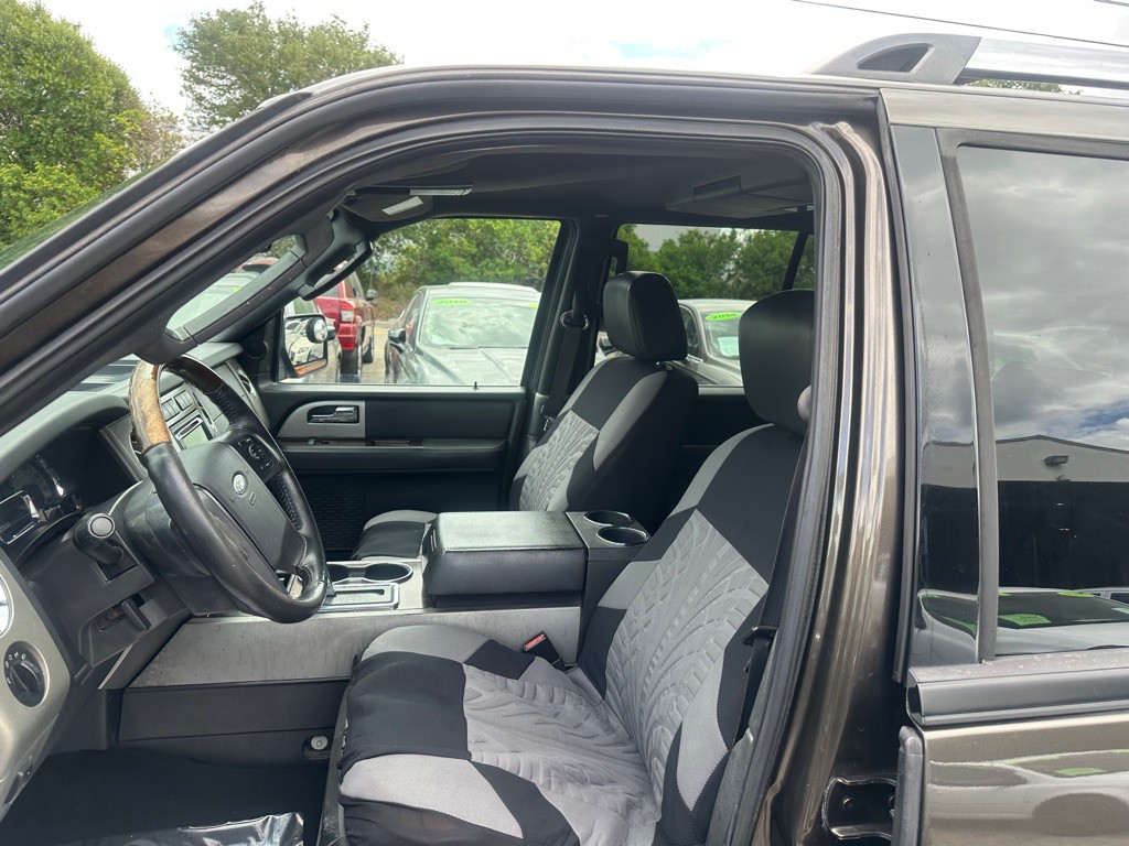 2008 Ford Expedition Image 10