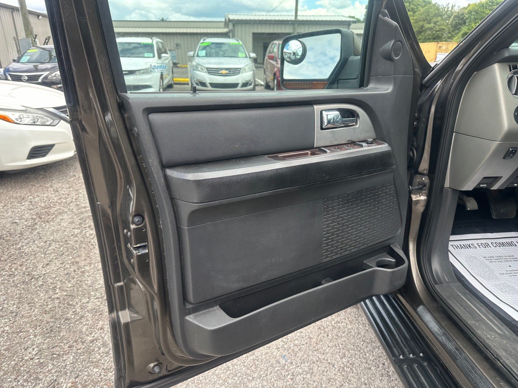 2008 Ford Expedition Image 11
