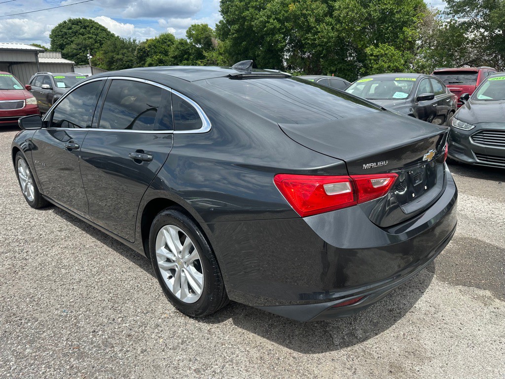 2018 Chevrolet Malibu Image 4