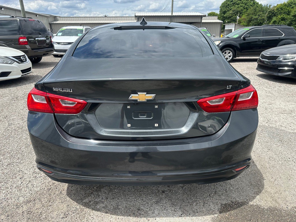 2018 Chevrolet Malibu Image 5