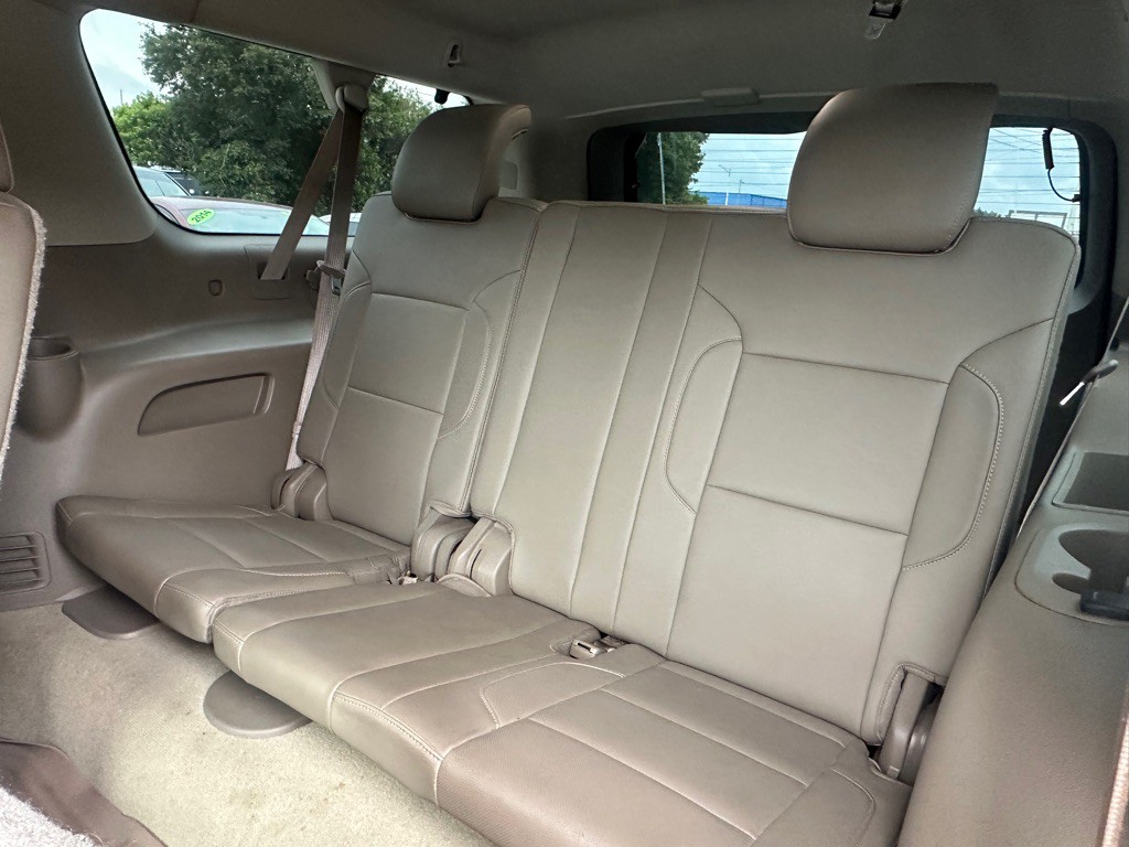 2015 GMC Yukon Image 16