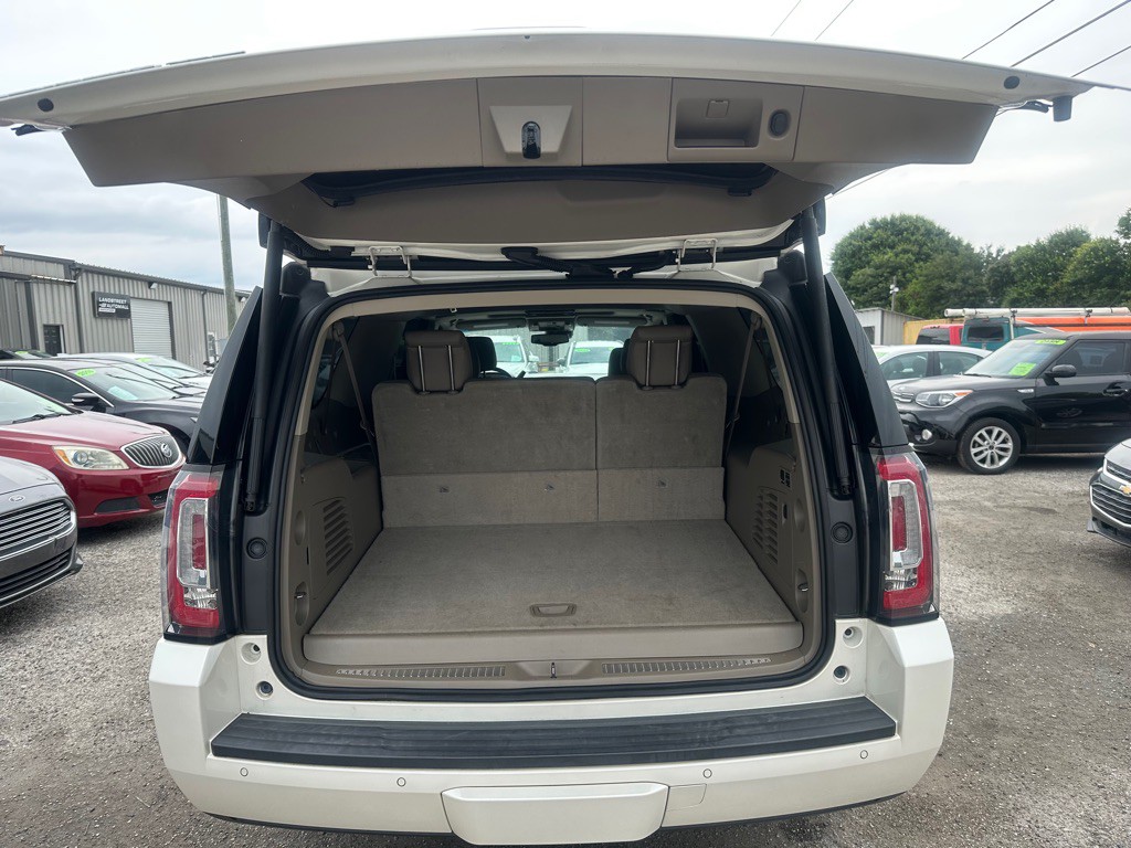 2015 GMC Yukon Image 18
