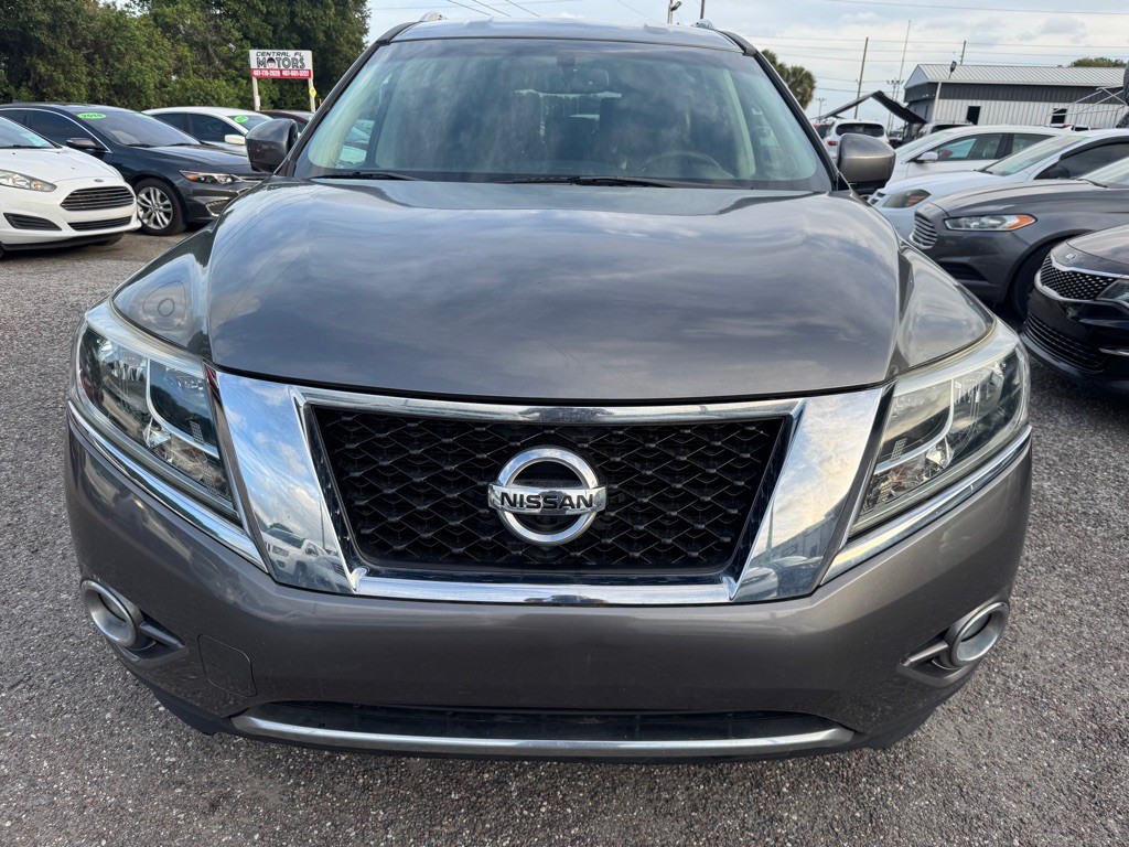 2015 Nissan Pathfinder Image 3