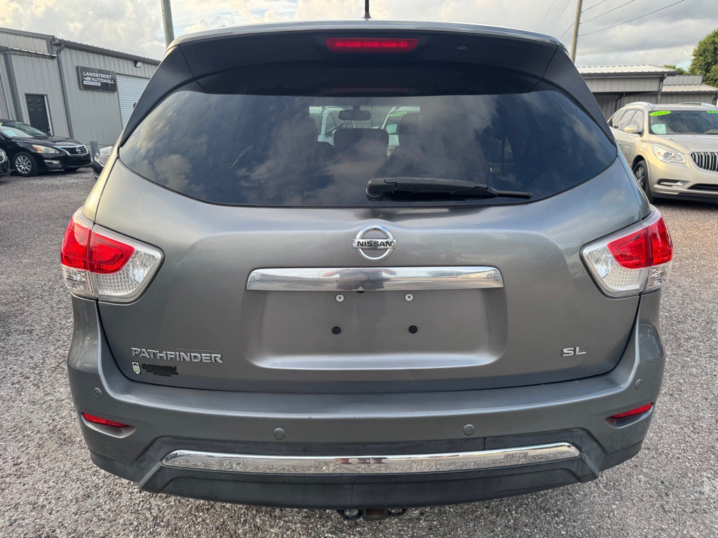 2015 Nissan Pathfinder Image 6