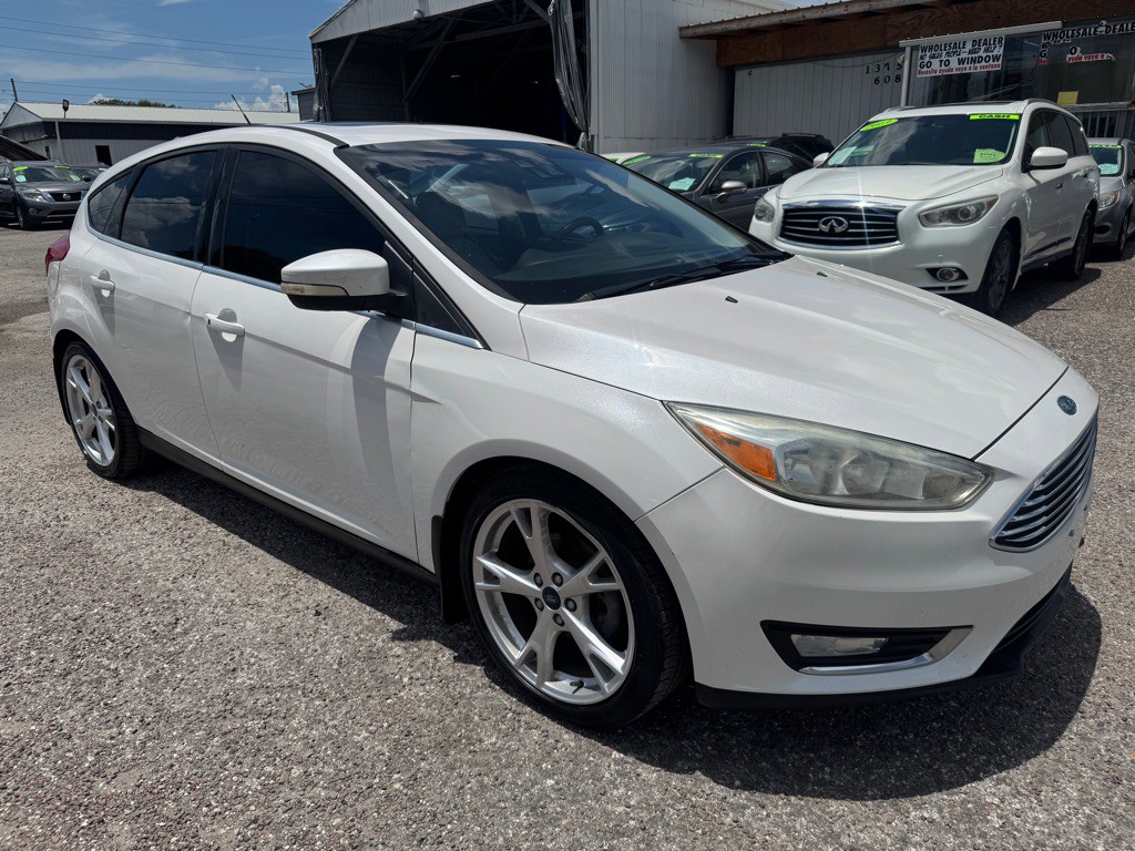 2016 Ford Focus Image 2