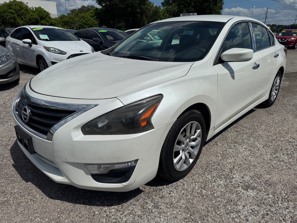 2015 Nissan Altima Image 3