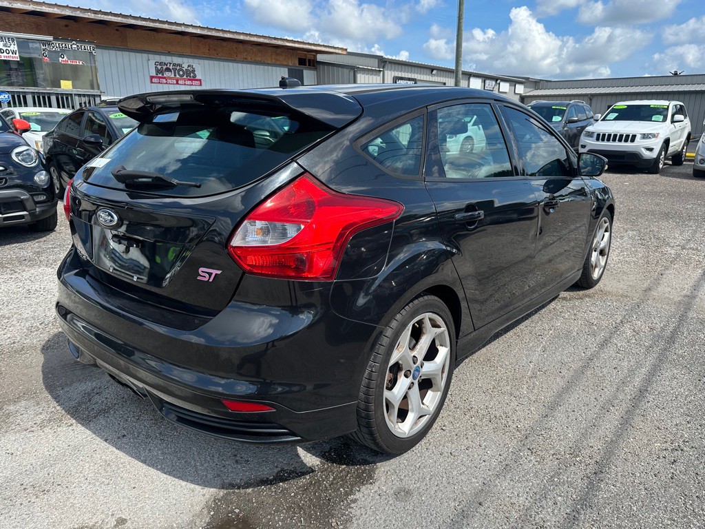 2013 Ford Focus Image 6