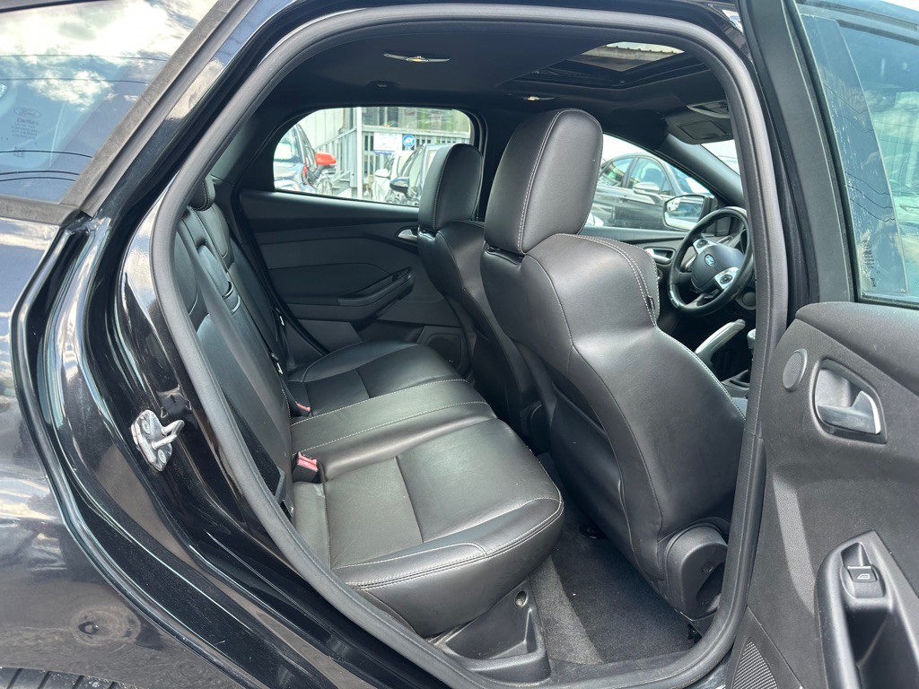 2013 Ford Focus Image 14