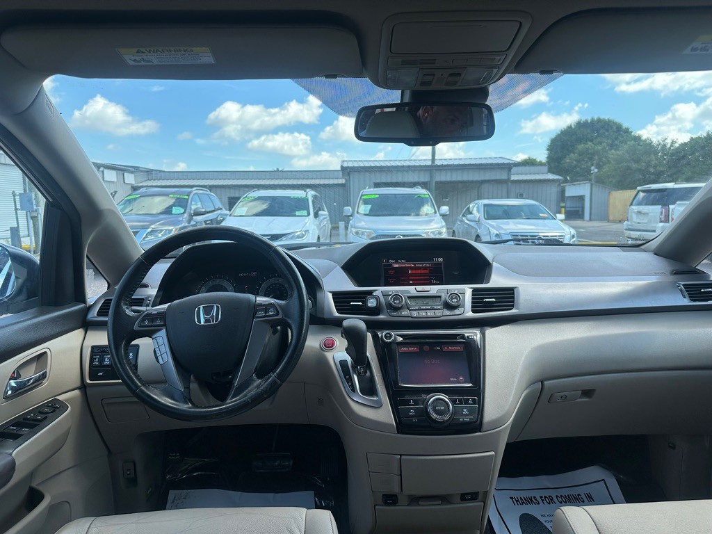 2014 Honda Odyssey Image 8