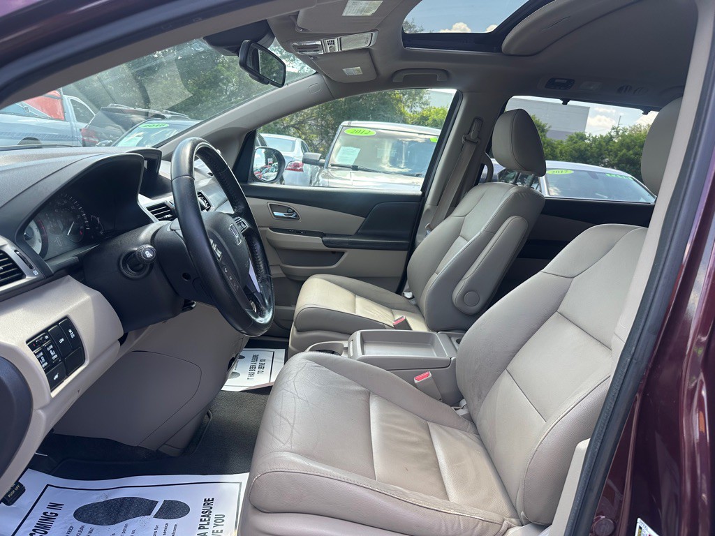 2014 Honda Odyssey Image 10