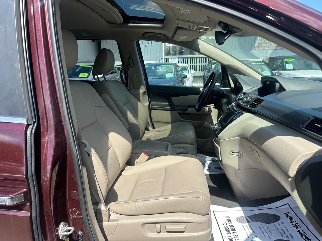2014 Honda Odyssey Image 13