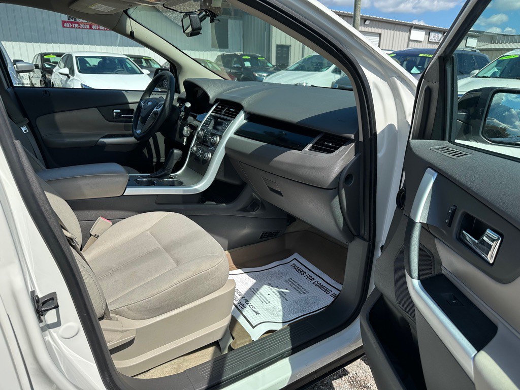 2011 Ford Edge Image 12