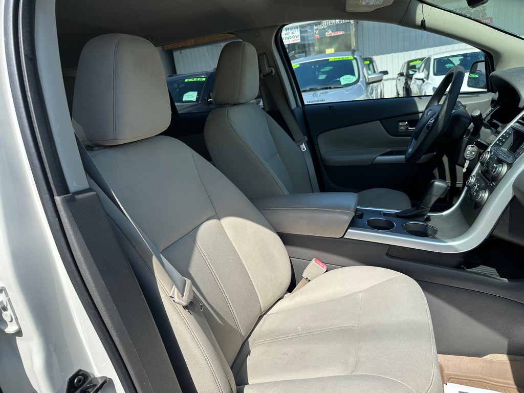 2011 Ford Edge Image 13