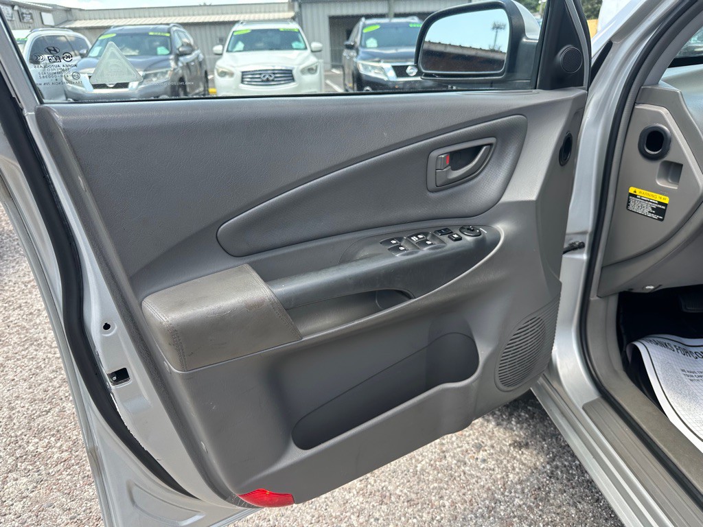2007 Hyundai Tucson Image 11