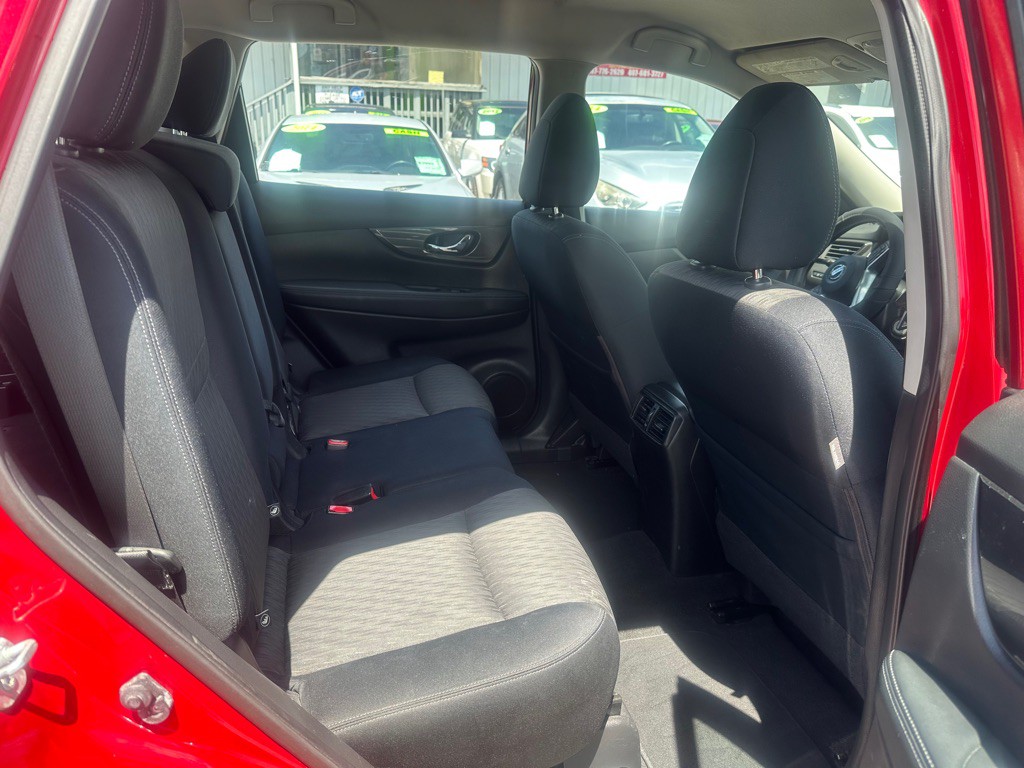 2017 Nissan Rogue Image 14