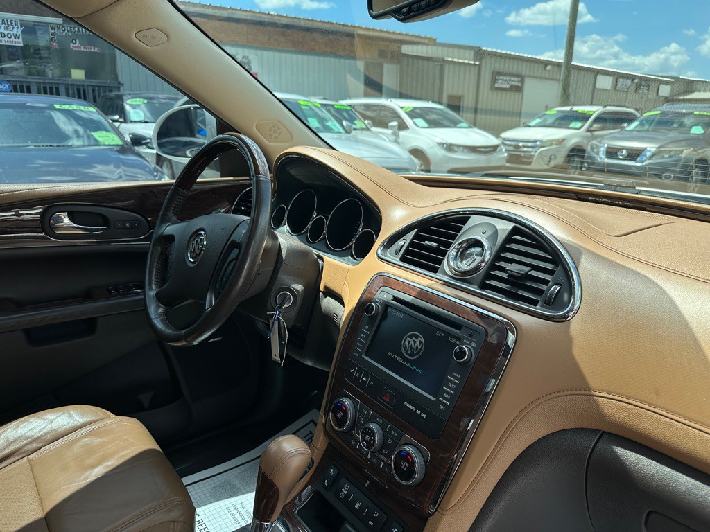 2016 Buick Enclave Image 8